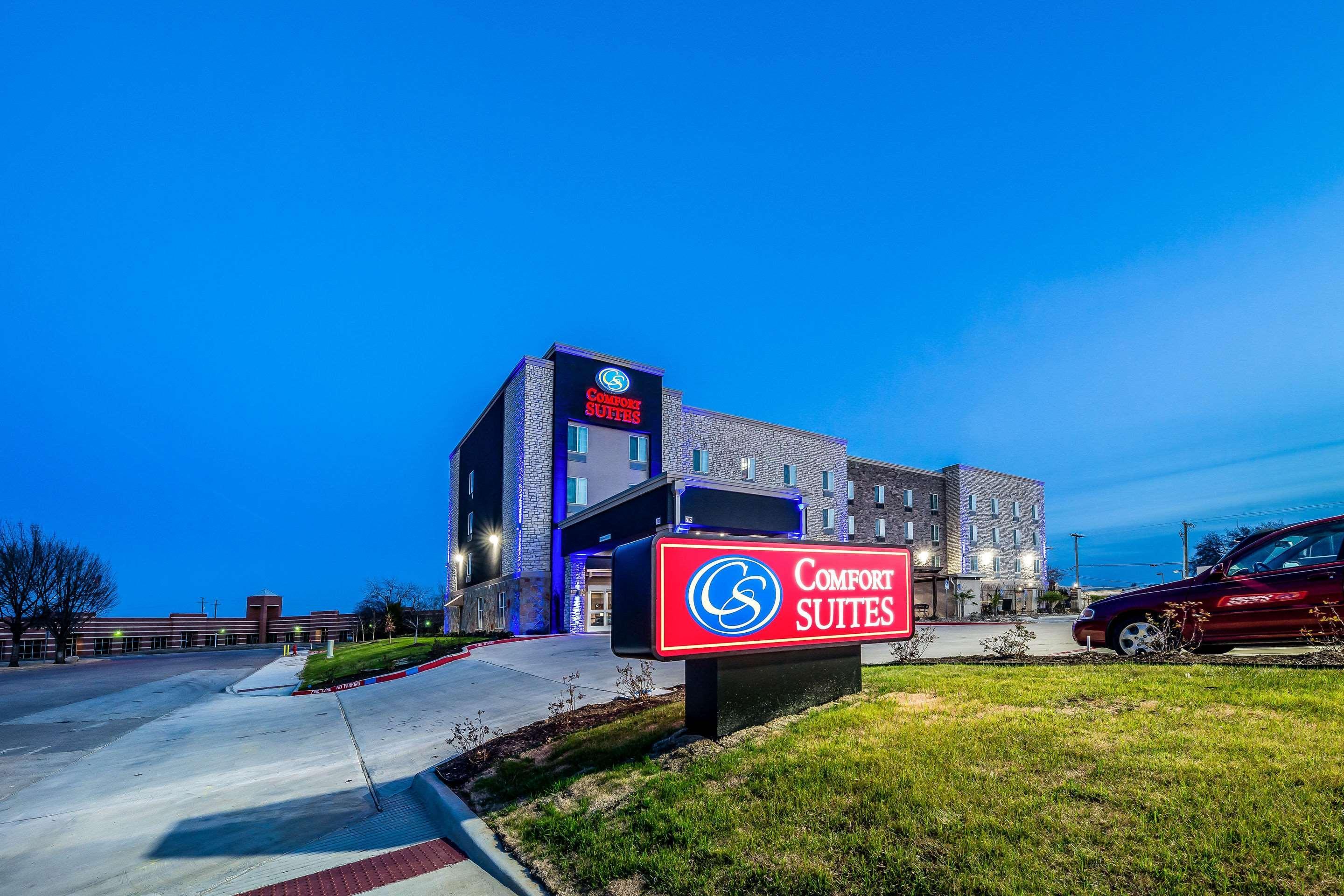 Comfort Suites Grand Prairie - Arlington North מראה חיצוני תמונה
