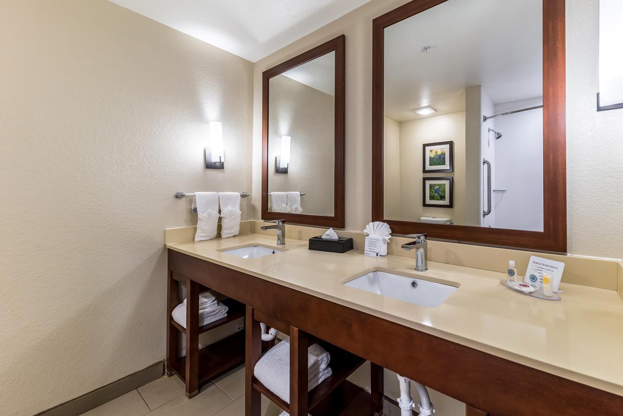 Comfort Suites Grand Prairie - Arlington North מראה חיצוני תמונה